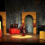 نمایشی که ۳ بچه زندانی را نجات داد/ «چهار صندوق شادی» برای کودکان
