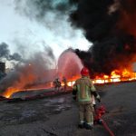 وقوع آتش سوزی گسترده در کارخانه‌ای در مهریز/مهار آتش پس از ۳ ساعت