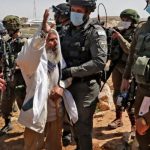 یورش نظامیان اسرائیلی به جمع معترضان فلسطینی در کرانه باختری